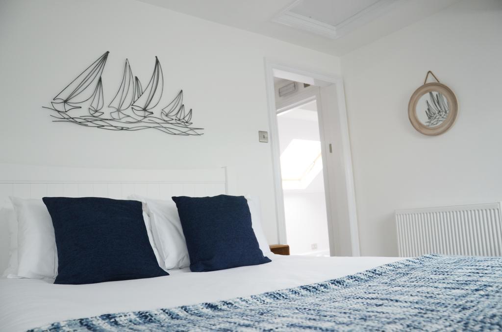 The Retro Bed & Breakfast Canterbury Room photo